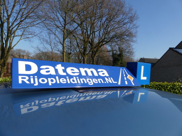 Datema rijopleidingen lesauto